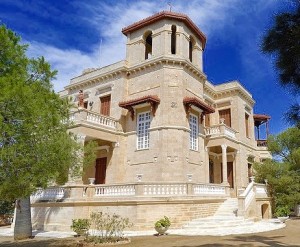 Image of beautiful mansion in Poseidonia, Syros.